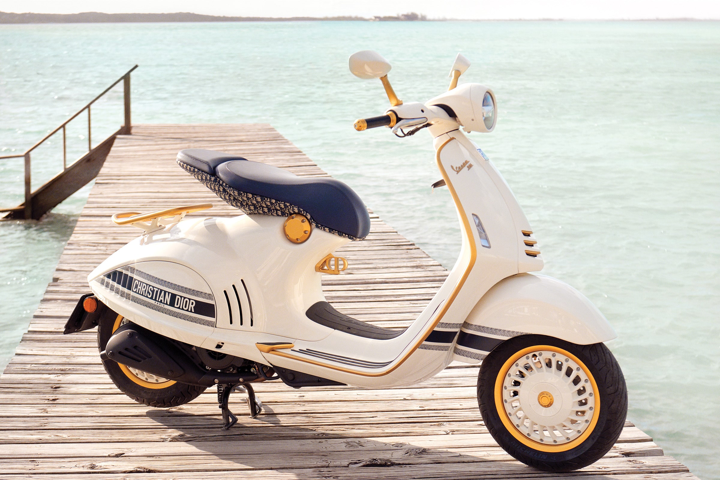 Vespa Dior - boat shopping 1