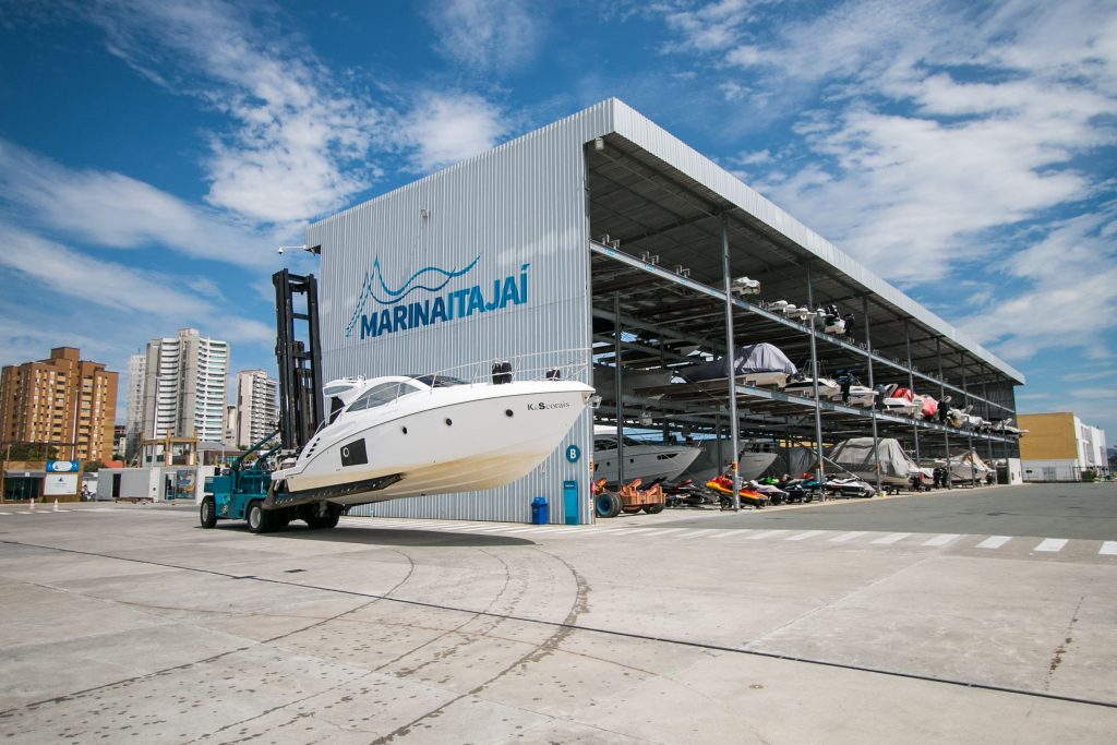 Deixar o barco em casa ou na marina? - boat shopping