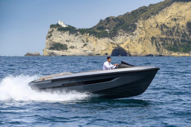 EVO Yachts T2 - boat shopping