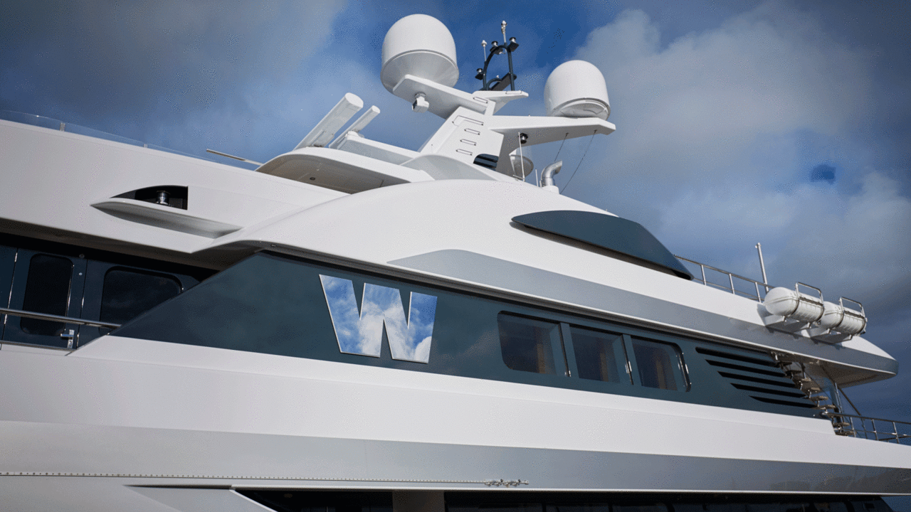 Feadship superiate W refit - boat shopping