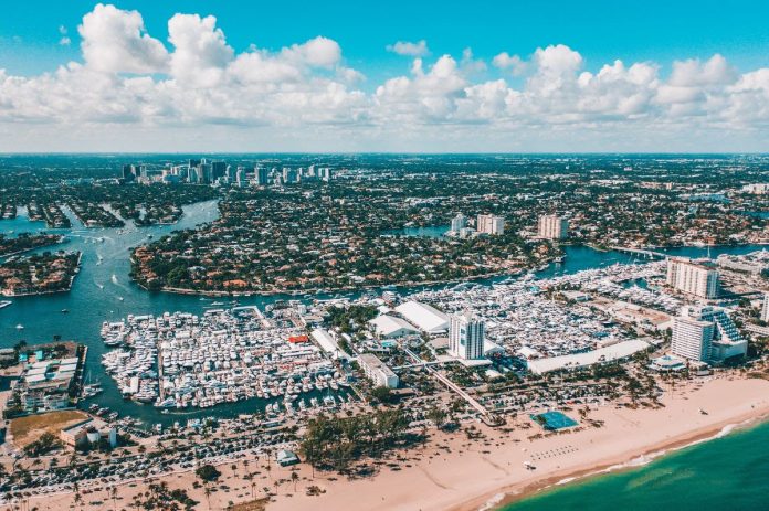 Fort Lauderdale International Boat Show - boat shopping