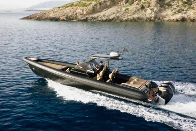 Technohull Grand Sport 38 - boat shopping