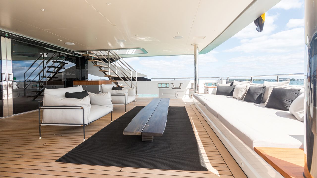 superiate bacchanal benetti yachts - boat shopping