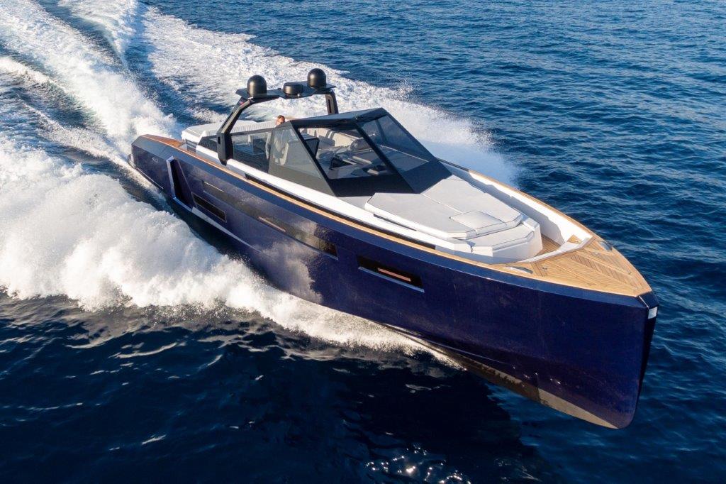 Iate Evo R6 Open - boat shopping