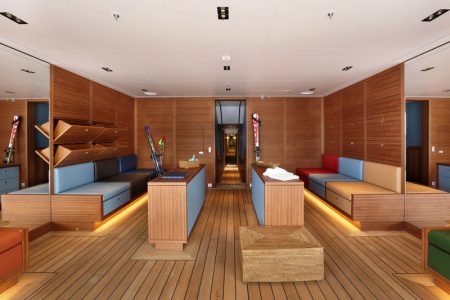 Superiate Planet Nine Tenet – boat shopping 20