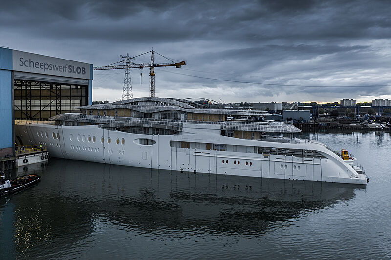 feadship project 1010 iate - boat shopping