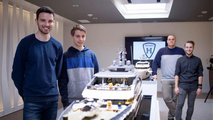 Heesen superiate cosmo em lego - boat shopping