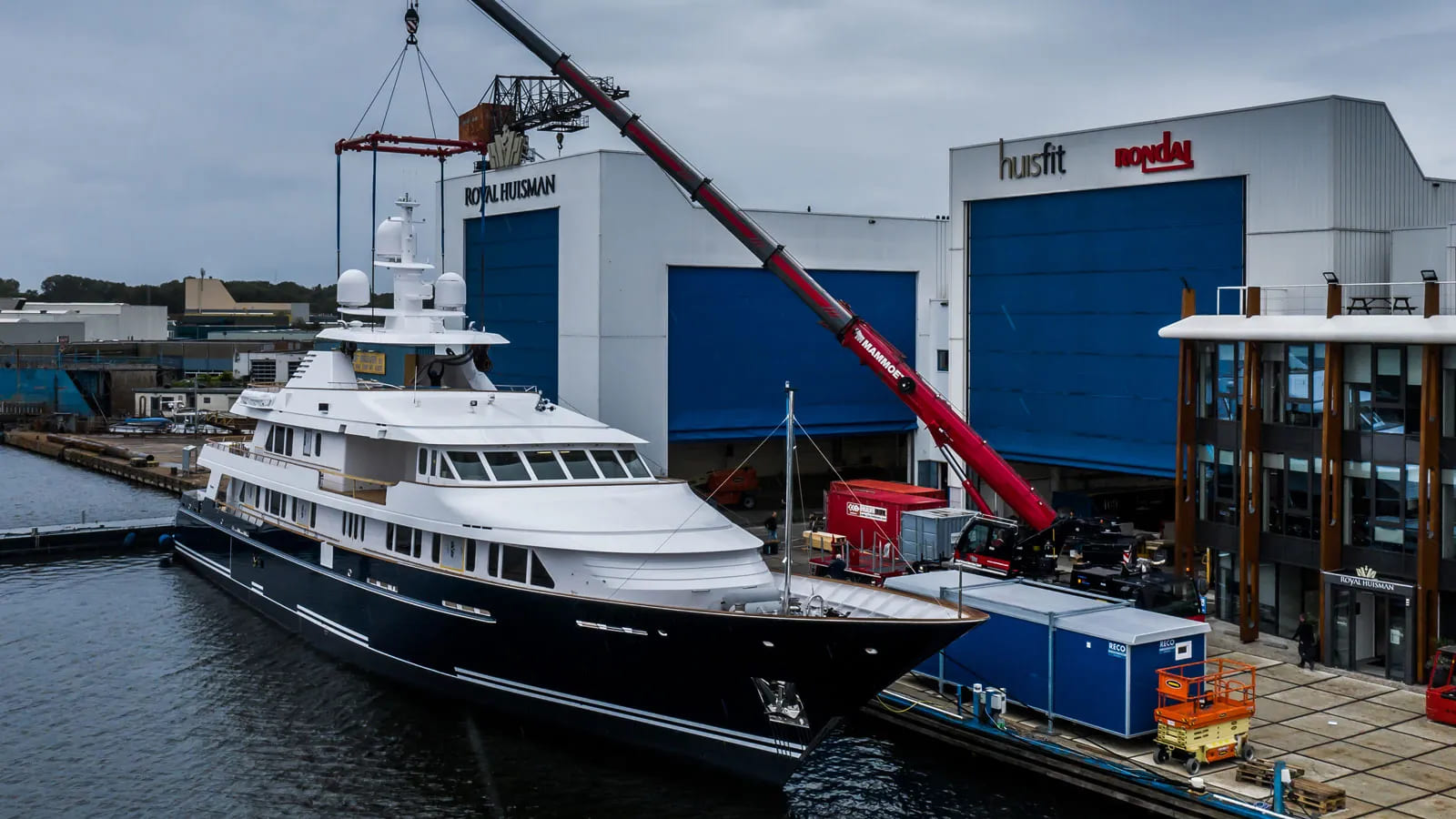 Refit superiate Feadship Broadwater Huisfit - boat shopping