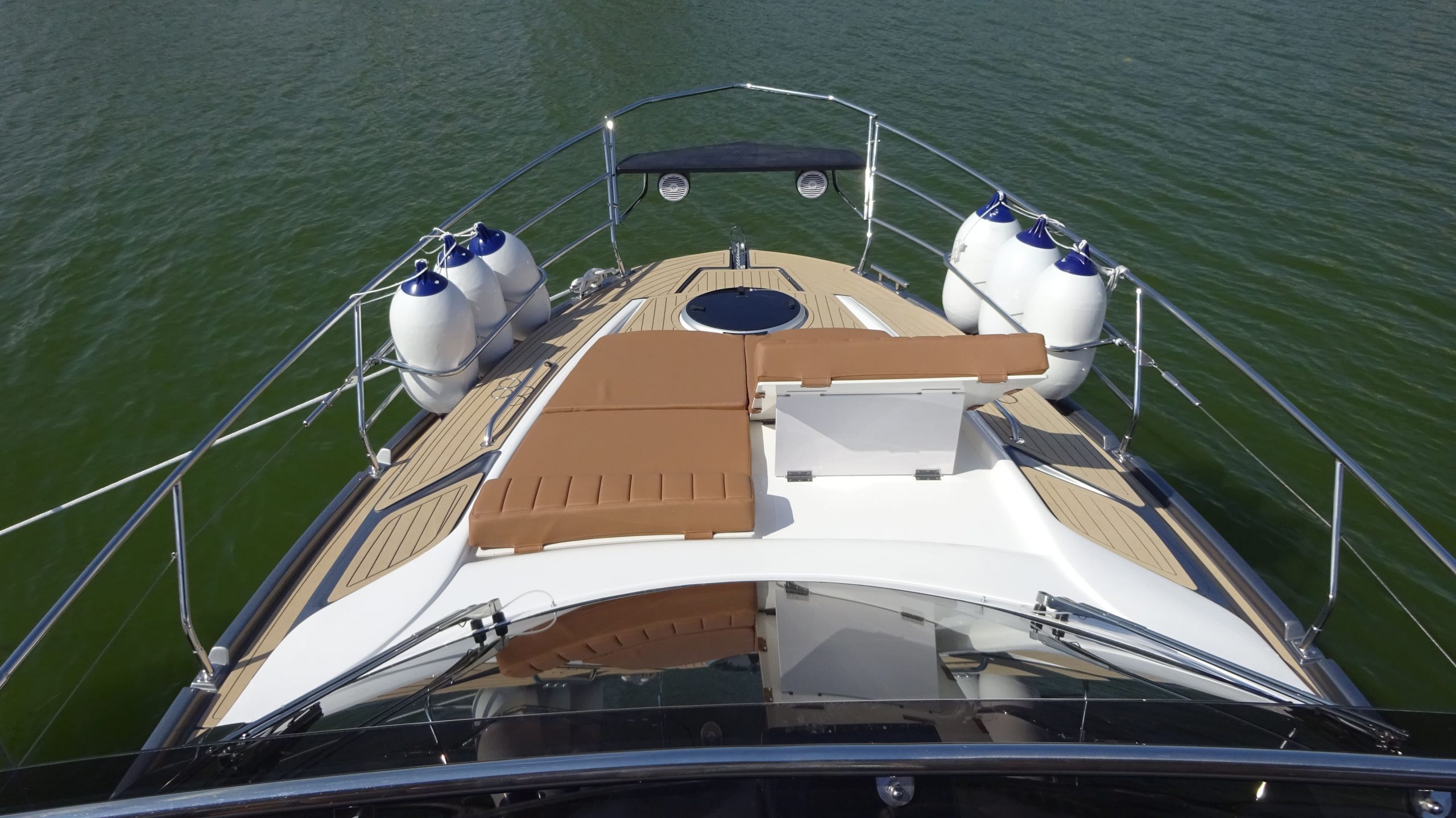 Triton 470 Fly - boat shopping