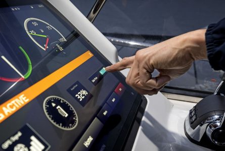 Volvo penta self docking – boat shopping 8