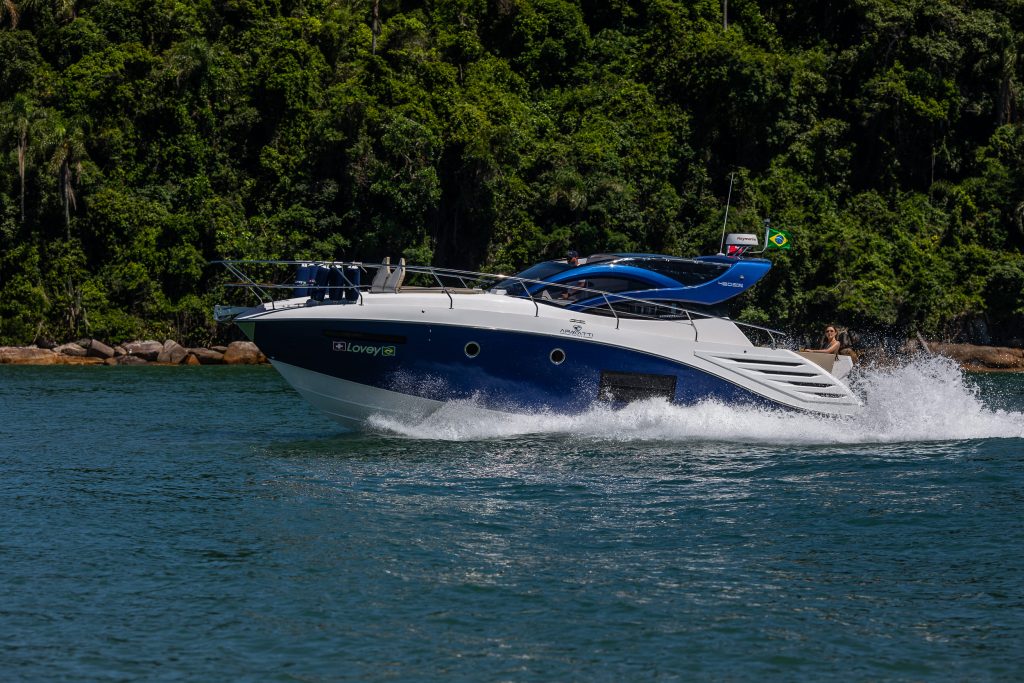 Armatti 420 Sport Coupé - boat shopping