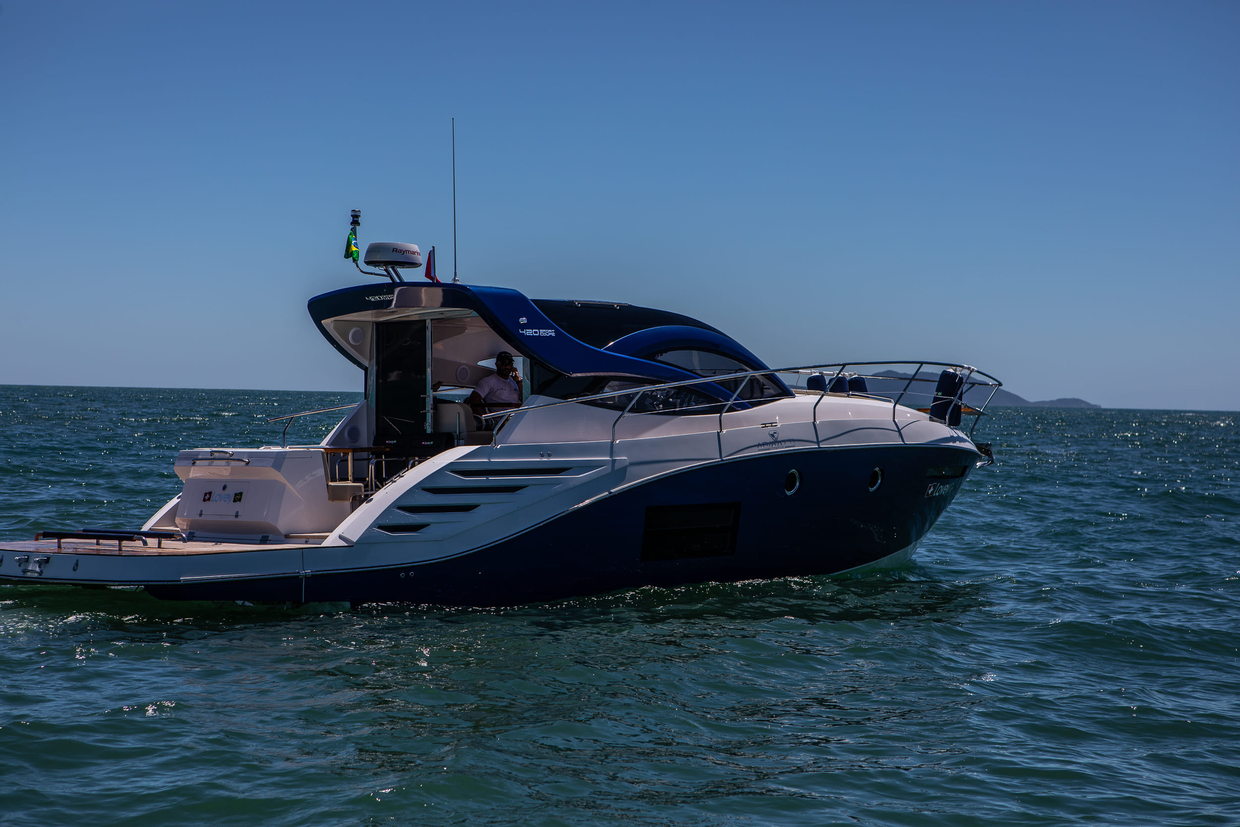 Armatti 420 Sport Coupé - boat shopping