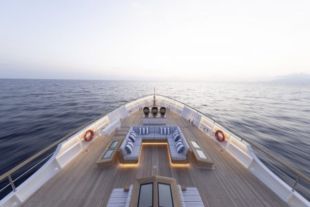 Turquoise iate Blue II (Guillaume Plisson) – boat shopping 3