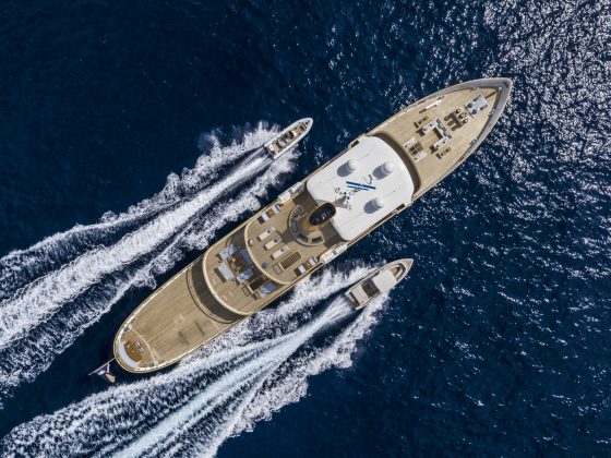 Turquoise iate Blue II (Guillaume Plisson) - boat shopping