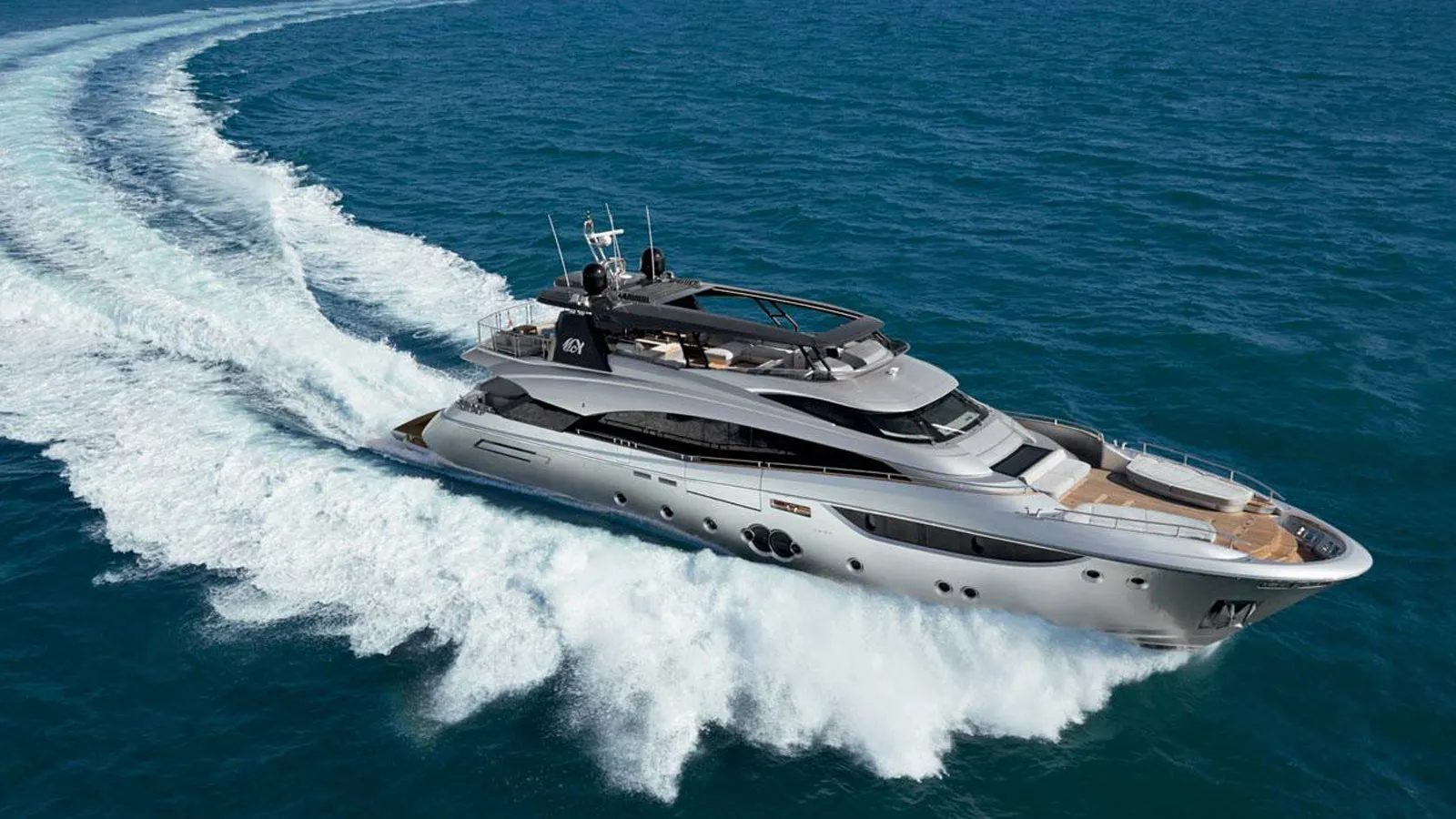 MCY105 Monte Carlo Yacht - boat shopping