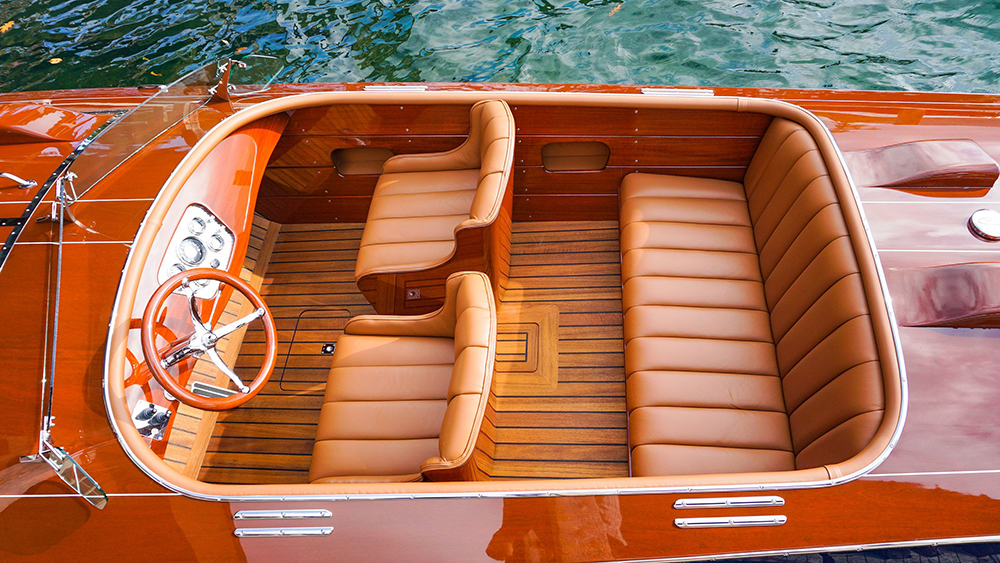 iates de madeira - boat shopping