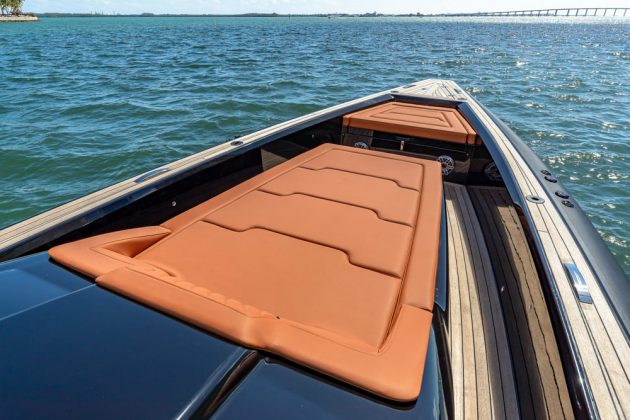 Technohull Omega 47 - boat shopping