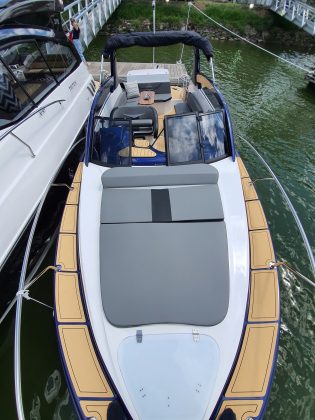 Triton 300 Sport nova versão - boat shopping