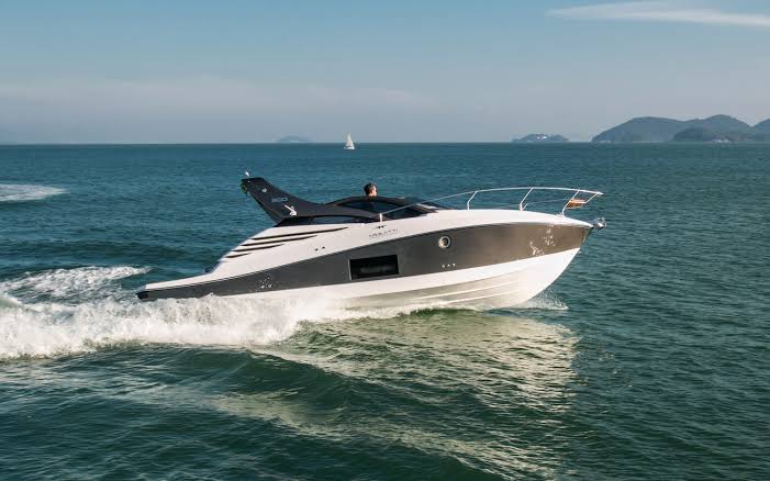 Armatti 300 Spyder - boat shopping