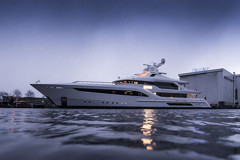 Superiate Somnium Feadship - boat shopping