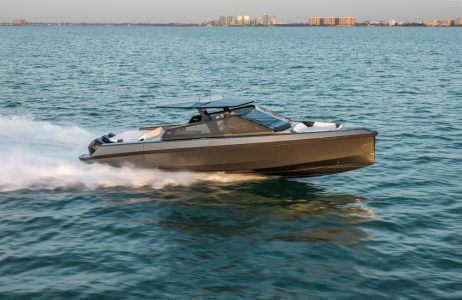 43 Wallytender X – boat shopping 13