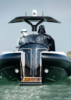 Dia do Star Wars 4 de maio superiates (ThirtyC) - boat shopping