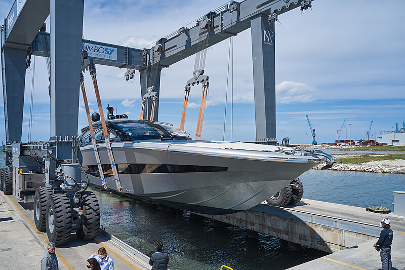 ISA Super Sportivo 100GTO lançamento - boat shopping