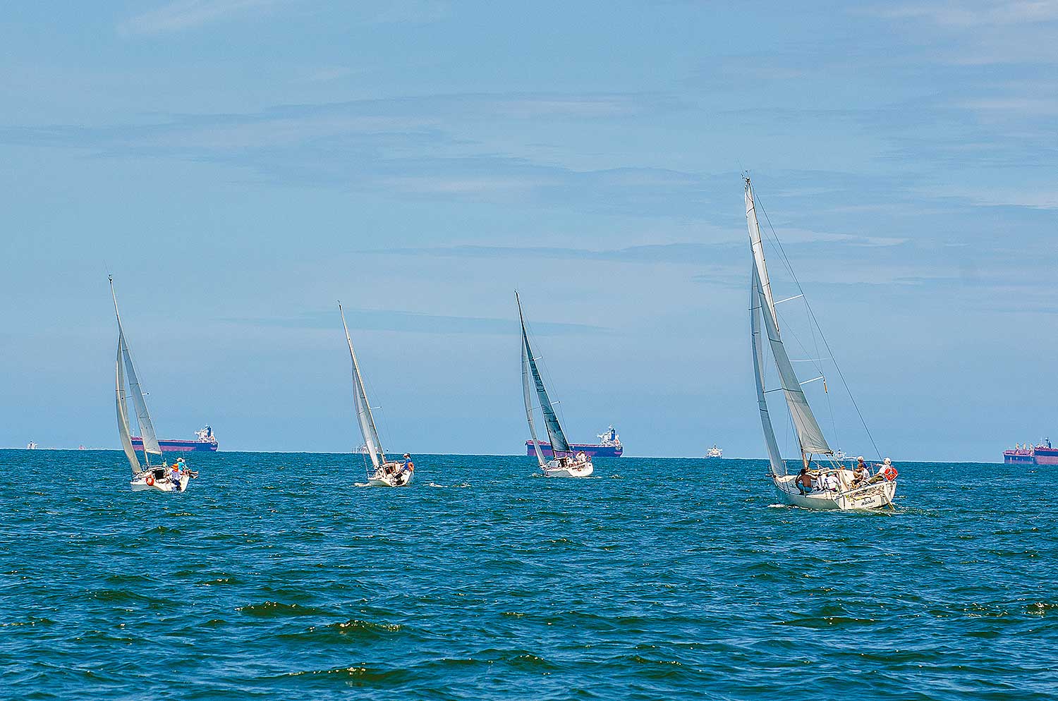 Regata Volta da Ilha das Cabras acontece dia 15 de maio (Divulgação ICS | Balaio de Ideias) - boat shopping