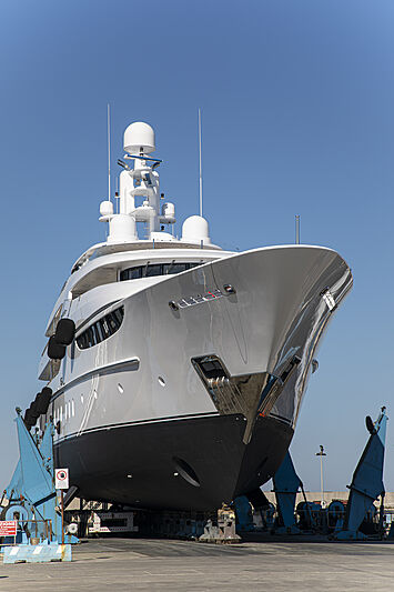 superiate oasis refit lusben - boat shopping