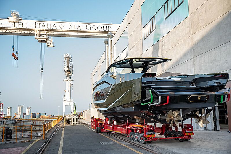 Tecnomar for Lamborghini 63 lançado - boat shopping