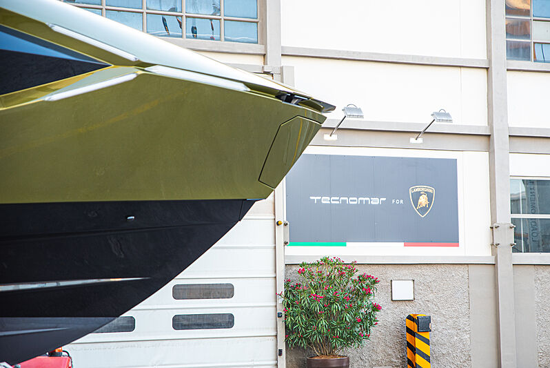Tecnomar for Lamborghini 63 lançado - boat shopping