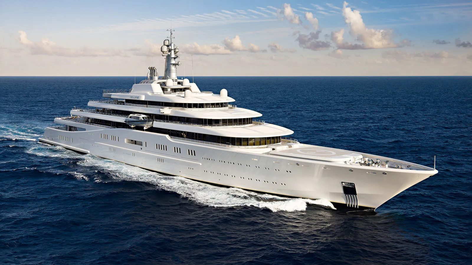 01. Superyacht Eclipse - boat shopping