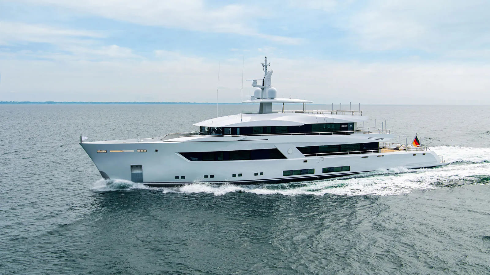 Lurssen project 13800 - boat shopping