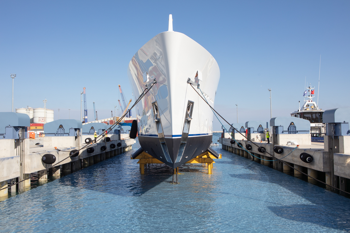 Superiate Al Waab II Alia Yachts - boat shopping