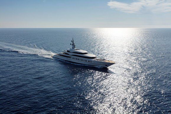 Benetti-Giga-yacht-IJE-boat-shopping-1