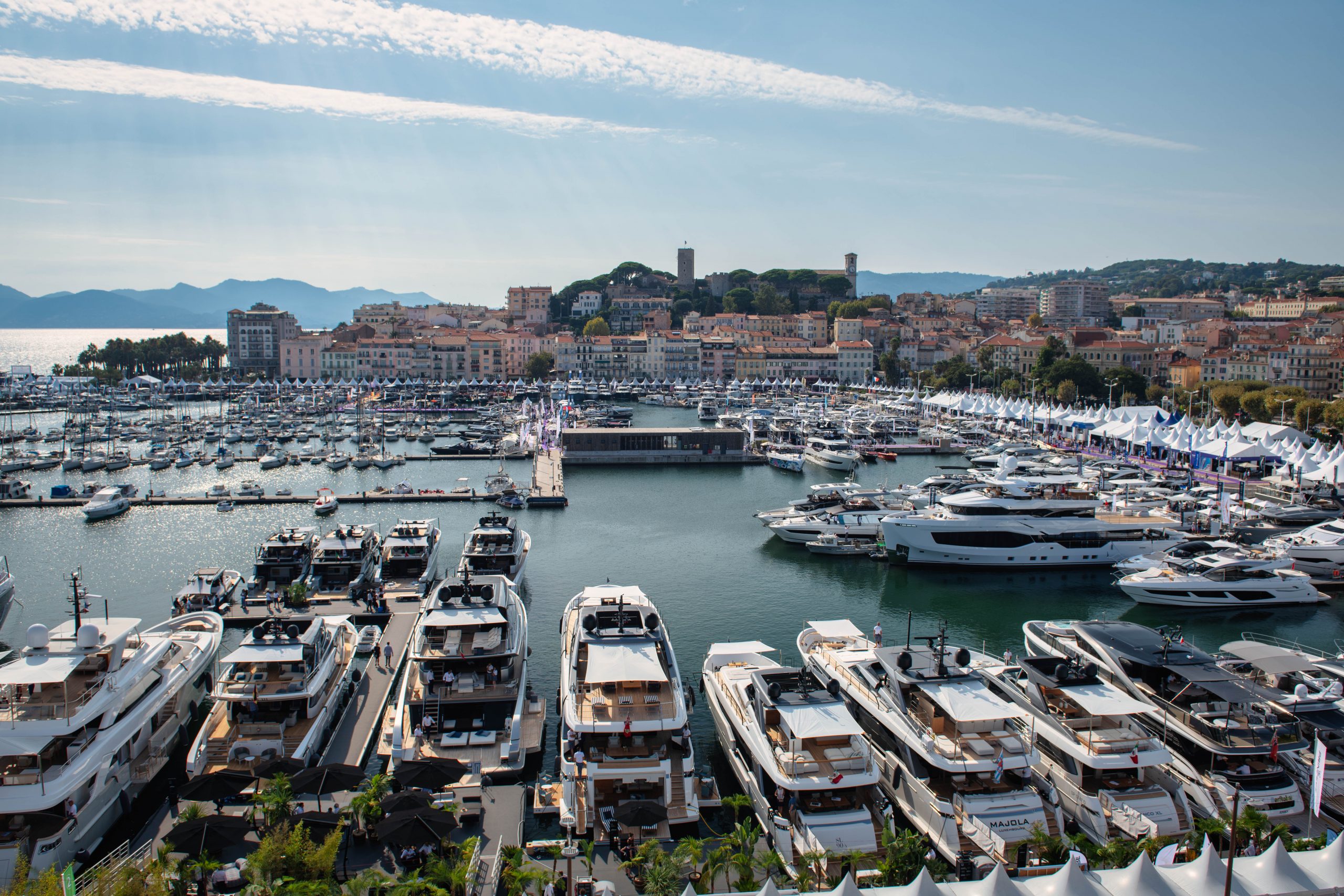 cannes-yachting-festival-2021-boat-shopping-1