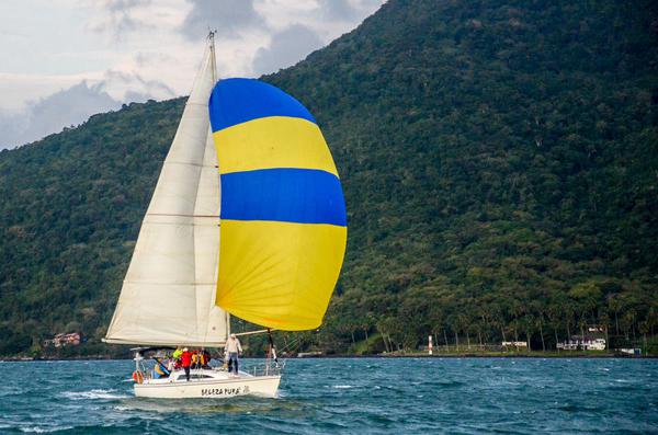 Regata Santos-Rio boat shopping 2