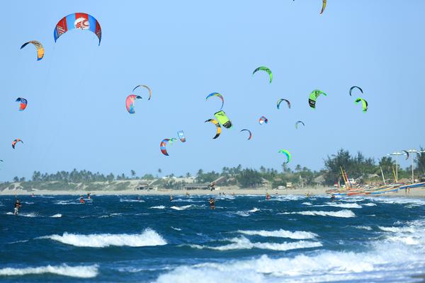 Sertões Kitesurf boat shopping 4