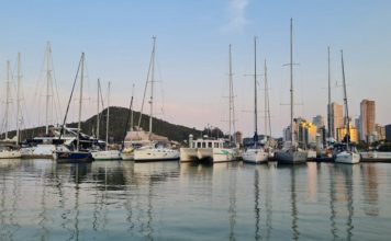 marina itajaí boat shopping 1