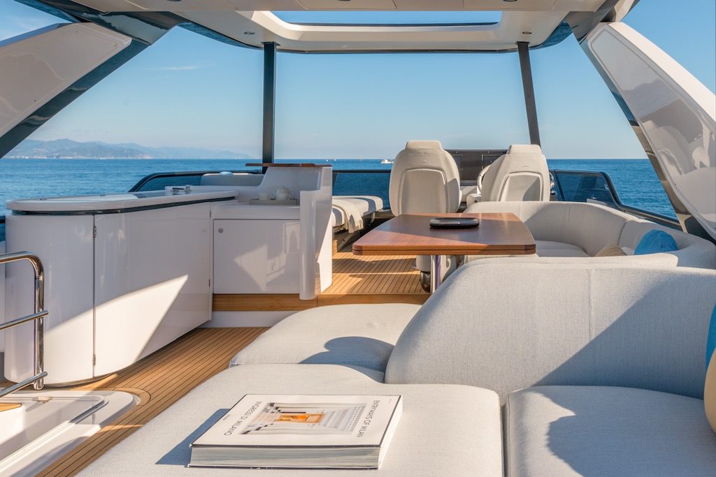 Azimut 68 boat shopping 11