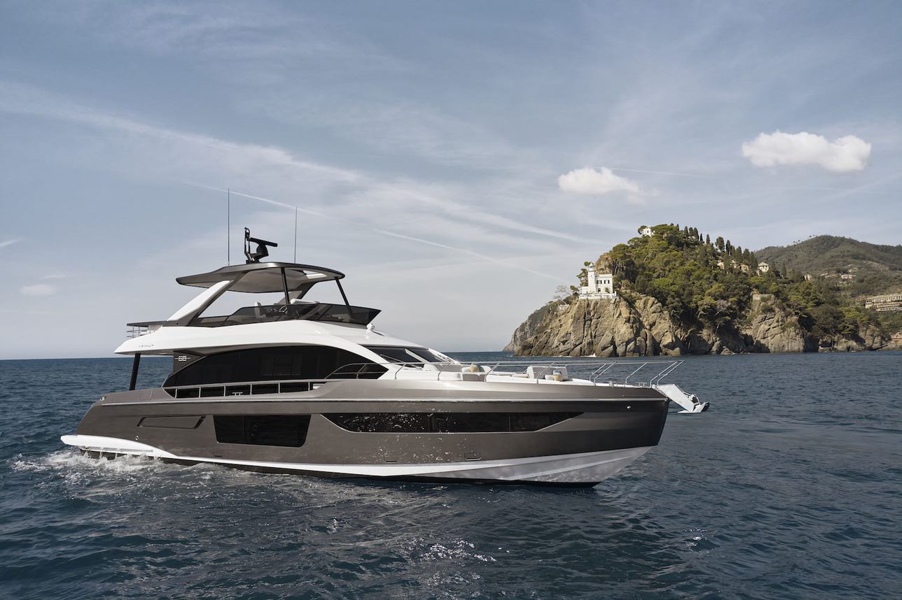 Azimut 68 boat shopping 3