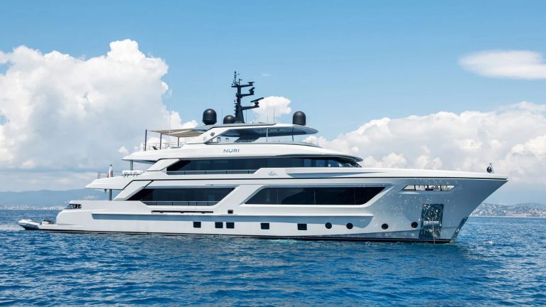 Por dentro do Superyacht Nuri após Refit