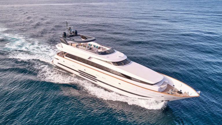 Primeiras imagens do superiate O’Riana da Golden Yachts